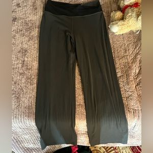 Lululemon Cross Over Flare Leggings